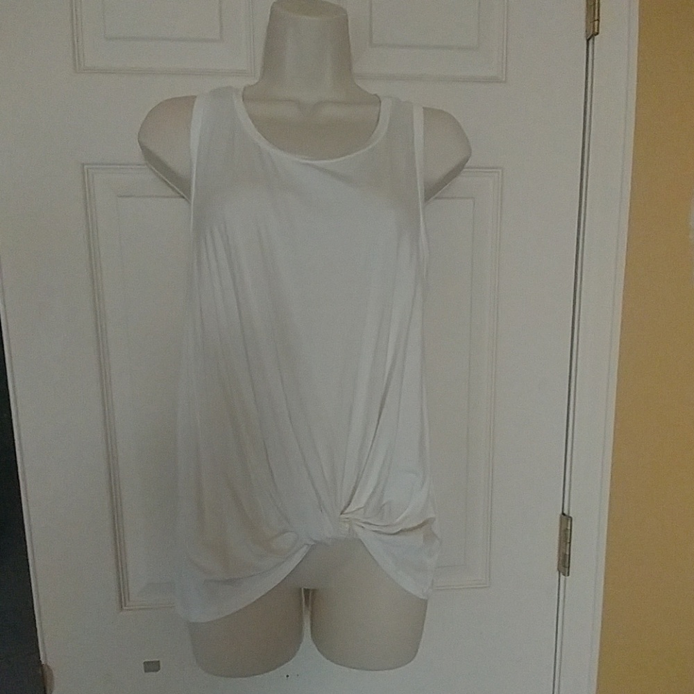 CJLA Favorite Tie Tank White Small!!